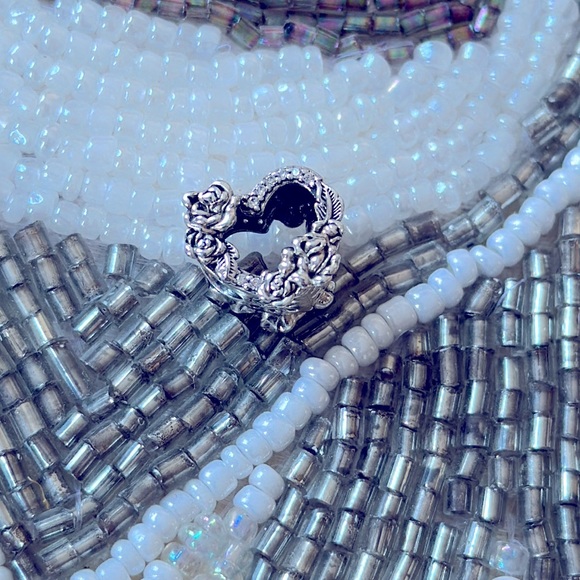 💯 Authentic Pandora Floral Charm Open Heart ❤️ - Picture 3 of 5